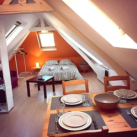 شقة Les Toits De Grecourt - Gare - Wifi - Centre-ville *