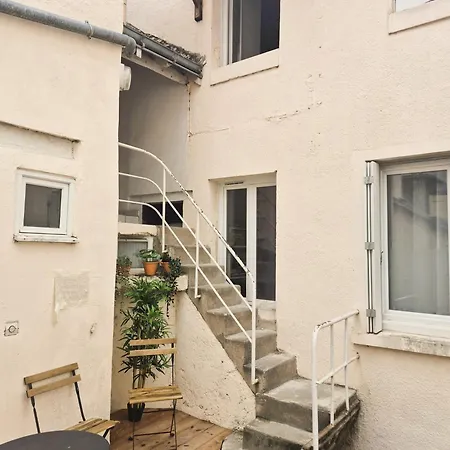 Apartment Les Toits De Grecourt - Gare - Wifi - Centre-ville Tours