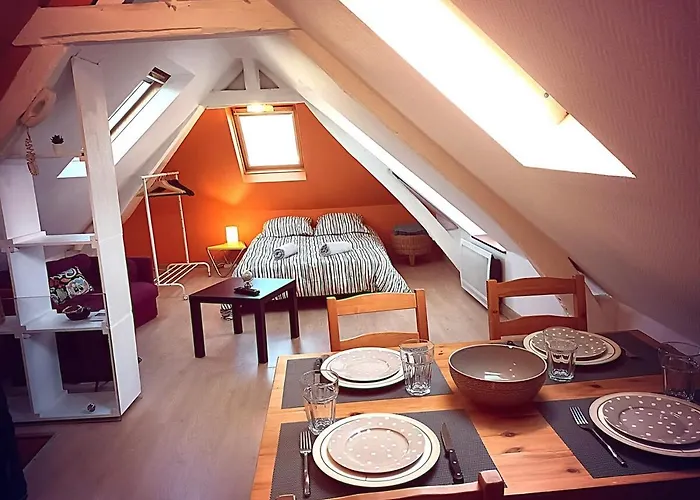 شقة Les Toits De Grecourt - Gare - Wifi - Centre-ville *