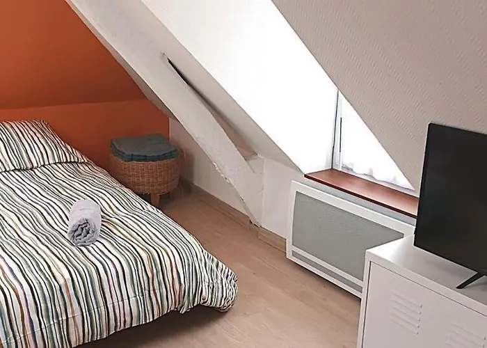 شقة Les Toits De Grecourt - Gare - Wifi - Centre-ville تور